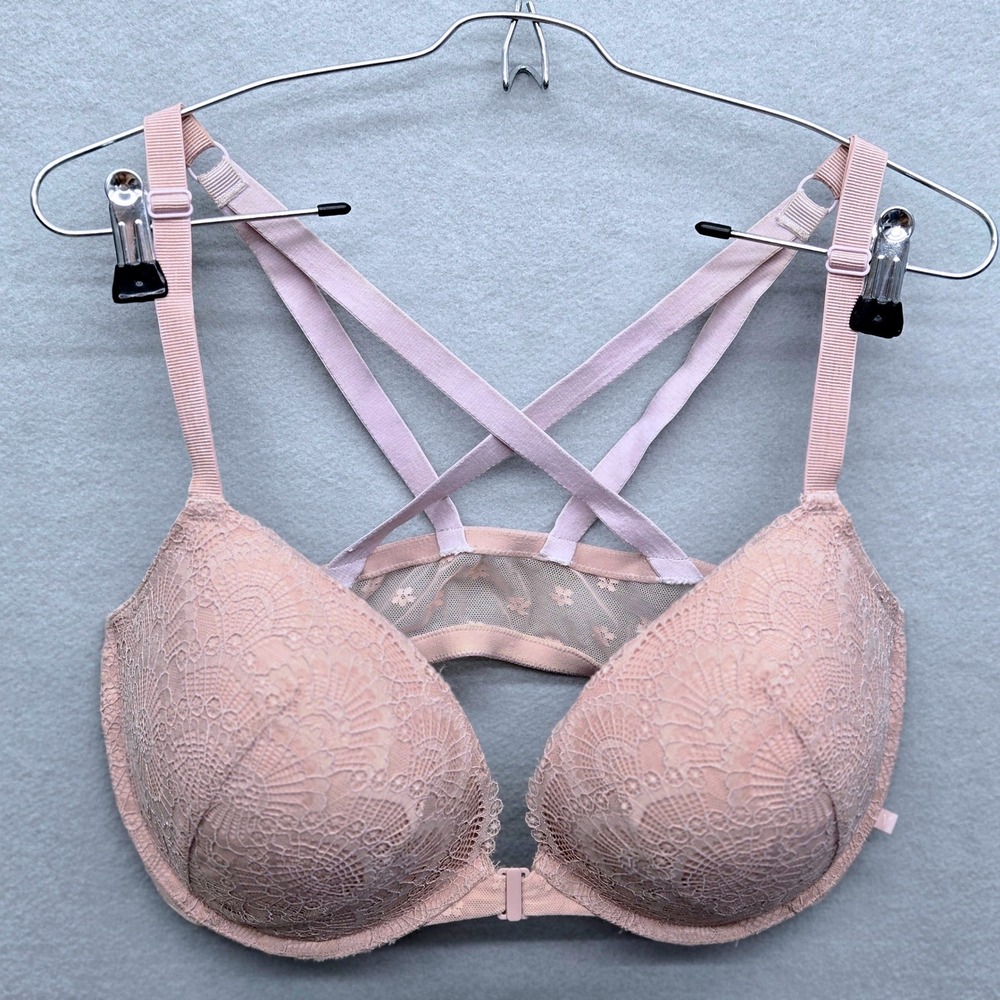 Victoria's Secret Lace Front Close Strappy Racerback Push-Up Bra Nude Pink 38DDD